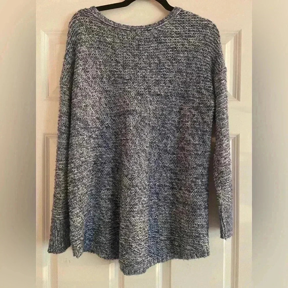 American Eagle Outfitters Women’s Medium Sweater - Picture 4 of 5